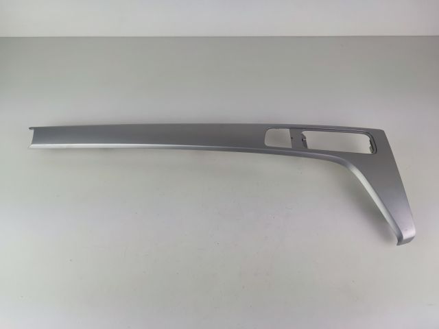 bontott AUDI A4 B9 Jobb Műszerfal Díszléc