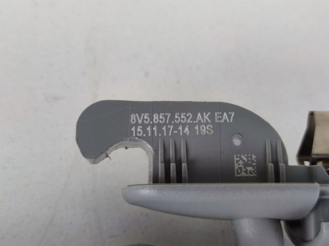 bontott AUDI A4 B9 Jobb Napellenző