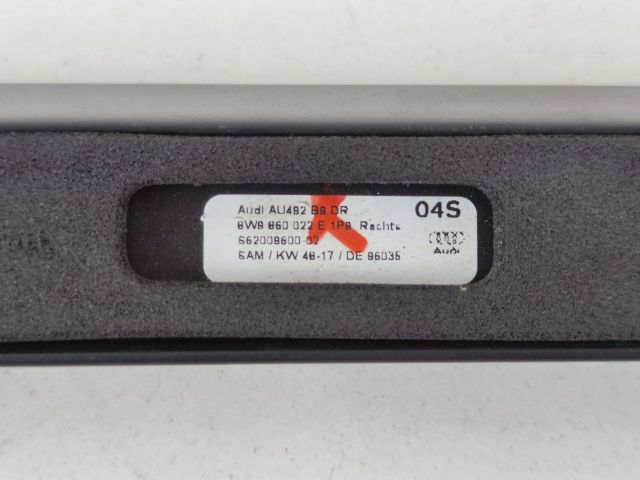 bontott AUDI A4 B9 Jobb Tetősín