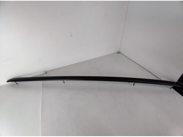 bontott AUDI A4 B9 Jobb Tetősín