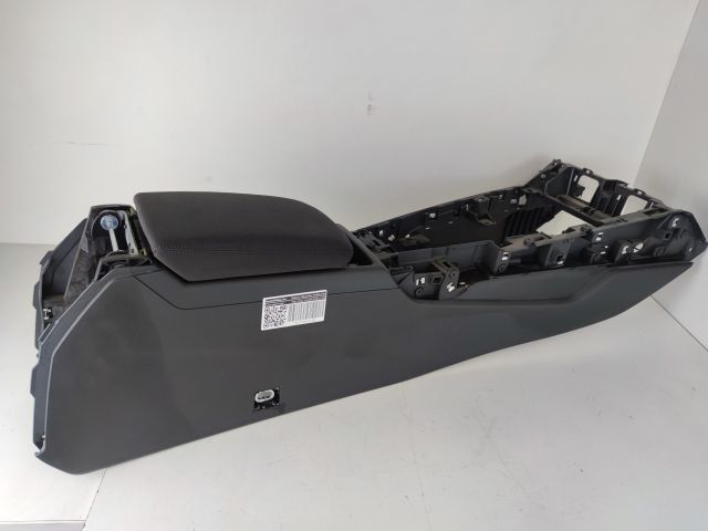 bontott AUDI A4 B9 Kardánbox