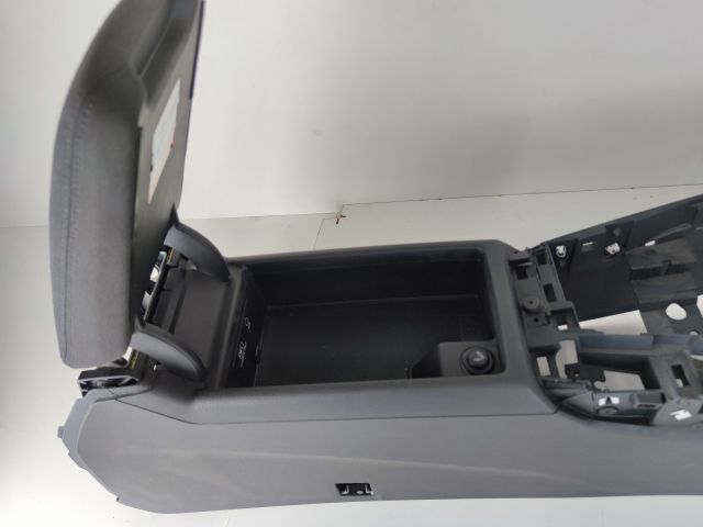 bontott AUDI A4 B9 Kardánbox