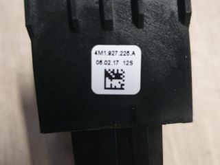 bontott AUDI A4 B9 Kézifék Kapcsoló