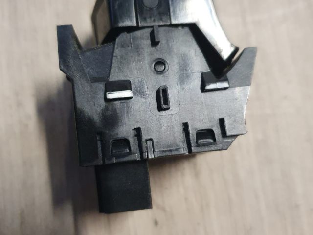 bontott AUDI A4 B9 Kézifék Kapcsoló