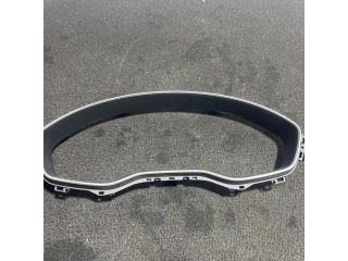 bontott AUDI A4 B9 Kilométeróra Keret