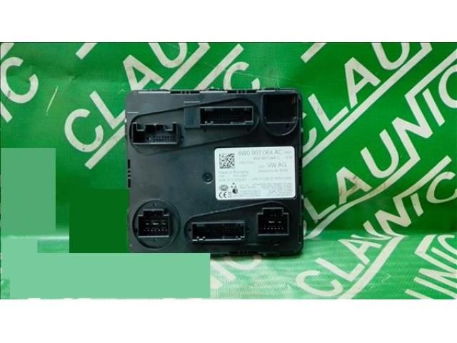 bontott AUDI A4 B9 Komfort Elektronika