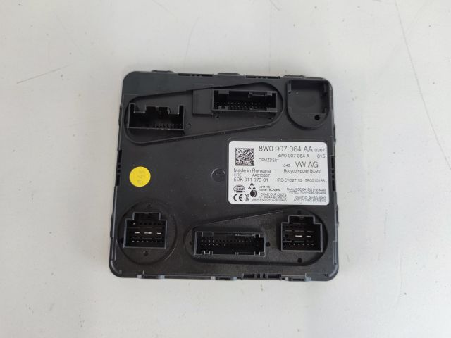 bontott AUDI A4 B9 Komfort Elektronika