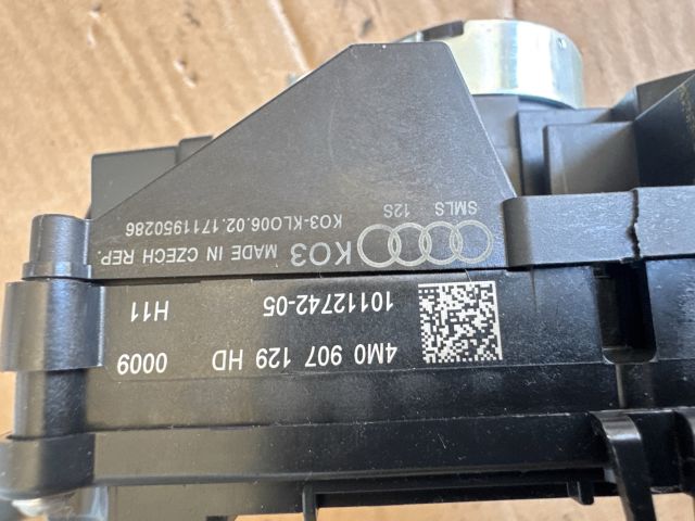 bontott AUDI A4 B9 Komplett Kormánykapcsoló (Bajuszkapcsoló)