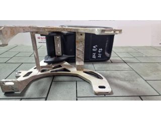 bontott AUDI A4 B9 Könyöklő