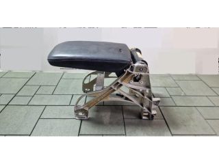 bontott AUDI A4 B9 Könyöklő