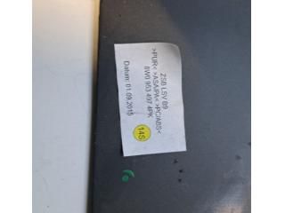 bontott AUDI A4 B9 Kormányközép Burkolat