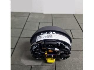 bontott AUDI A4 B9 Kormánylégzsák