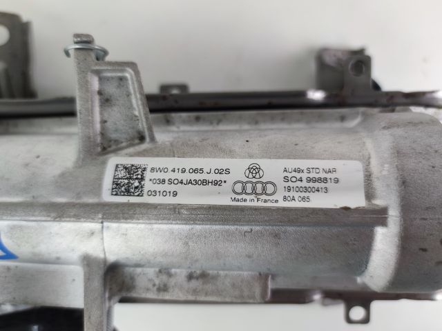 bontott AUDI A4 B9 Kormányoszlop