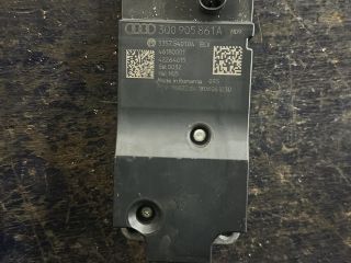 bontott AUDI A4 B9 Kormányzár (Elektromos)