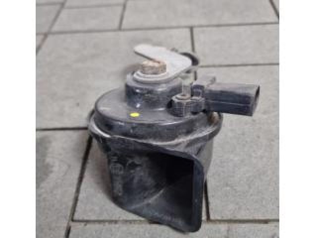 bontott AUDI A4 B9 Kürt