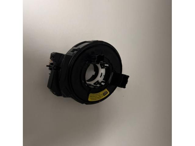 bontott AUDI A4 B9 Légzsák Átvezető Szalagkábel