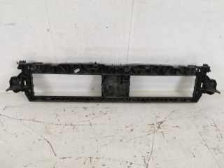 bontott AUDI A4 B9 Levélrács Tartó