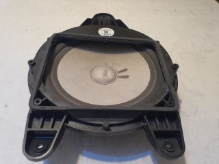 bontott AUDI A4 B9 Mélynyomó Hangszóró