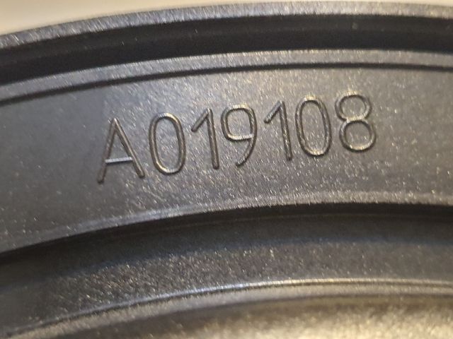 bontott AUDI A4 B9 Mélynyomó Hangszóró