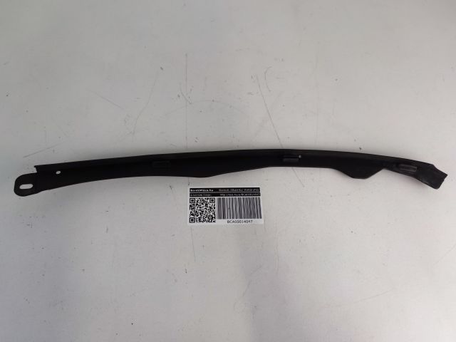 bontott AUDI A4 B9 Motorháztető Szigetelés