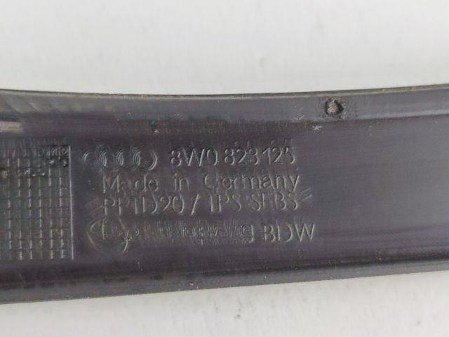 bontott AUDI A4 B9 Motorháztető Szigetelés