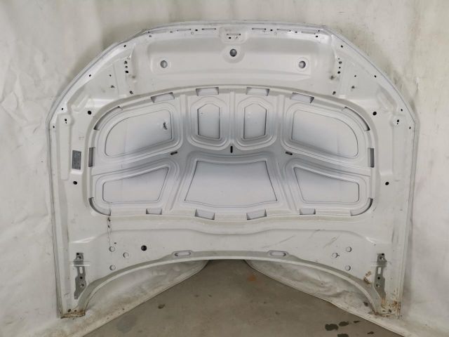 bontott AUDI A4 B9 Motorháztető