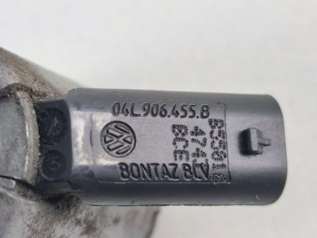 bontott AUDI A4 B9 Olajnyomás Szelep Okoskerékhez