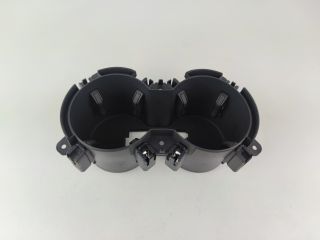 bontott AUDI A4 B9 Pohártartó