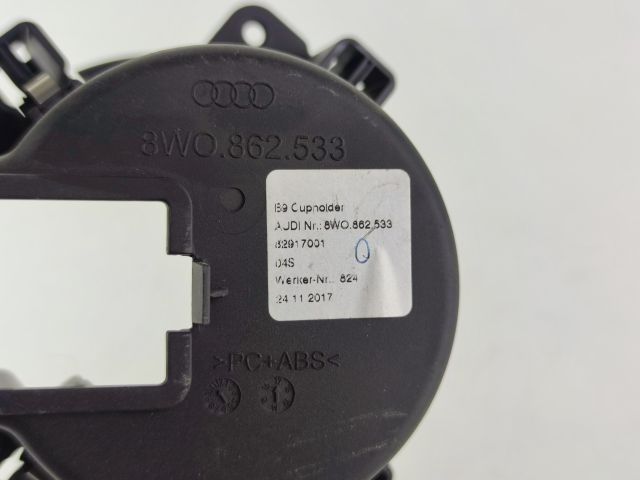 bontott AUDI A4 B9 Pohártartó