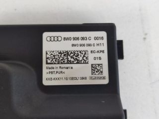 bontott AUDI A4 B9 Porlasztó Elektronika