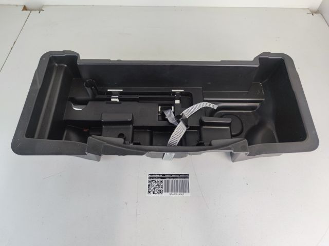 bontott AUDI A4 B9 Pótkerék Szerszámtartó