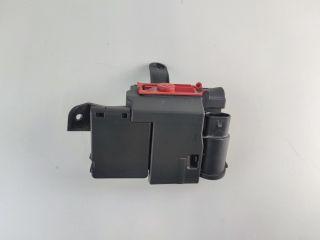 bontott AUDI A4 B9 Pozitív Kábel