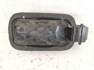 bontott AUDI A4 B9 Tankajtó