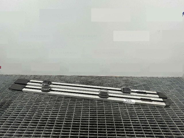 bontott AUDI A4 B9 Tetőcsomagtartó