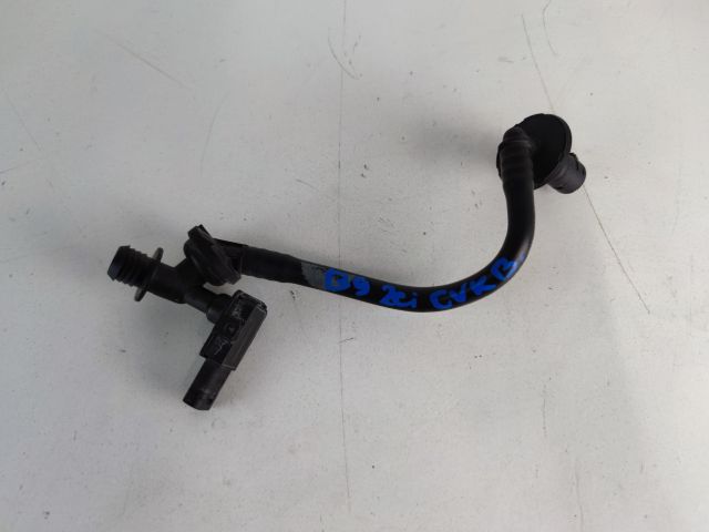 bontott AUDI A4 B9 Vákuumcső