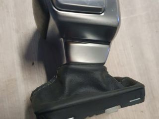 bontott AUDI A4 B9 Váltógomb