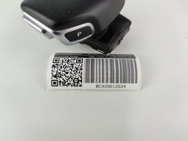 bontott AUDI A4 B9 Váltógomb