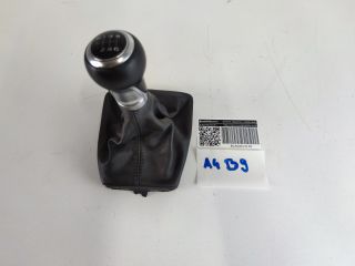 bontott AUDI A4 B9 Váltógomb
