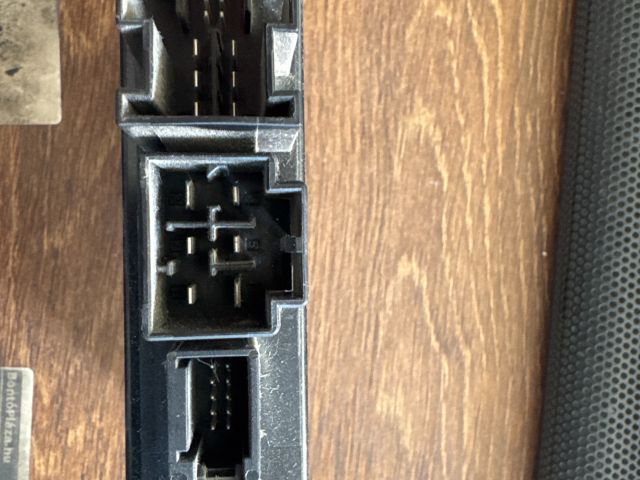 bontott AUDI A4 B9 Vonóhorog Elektronika