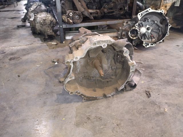 bontott AUDI A4 CABRIO Váltó (Mechanikus)