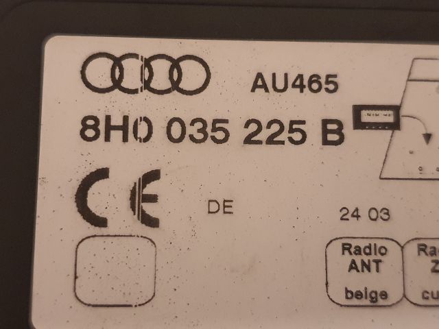 bontott AUDI A4 CABRIO Antenna Erősítő