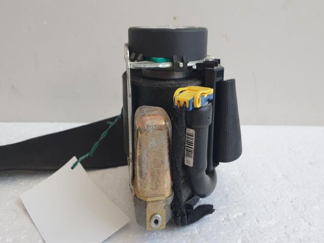 bontott AUDI A4 CABRIO Bal első Övfeszítő