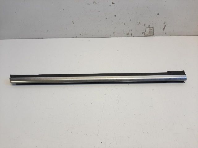 bontott AUDI A4 CABRIO Bal hátsó Vízlehúzó Gumicsík