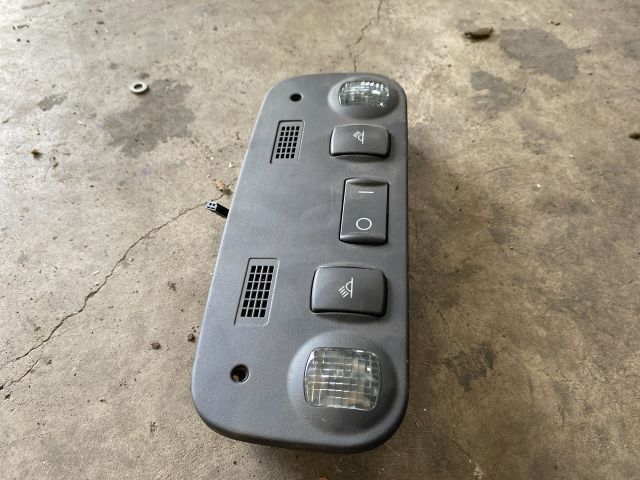 bontott AUDI A4 CABRIO Beltér Világítás Első