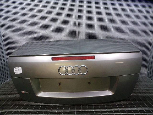 bontott AUDI A4 CABRIO Csomagtérajtó (Üres lemez)