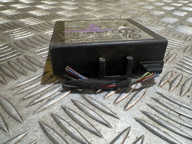 bontott AUDI A4 CABRIO Elektronika (Magában)