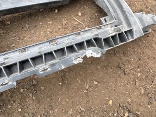 bontott AUDI A4 CABRIO Első Lökhárító Tartó Felső