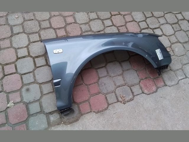bontott AUDI A4 CABRIO Jobb első Sárvédő