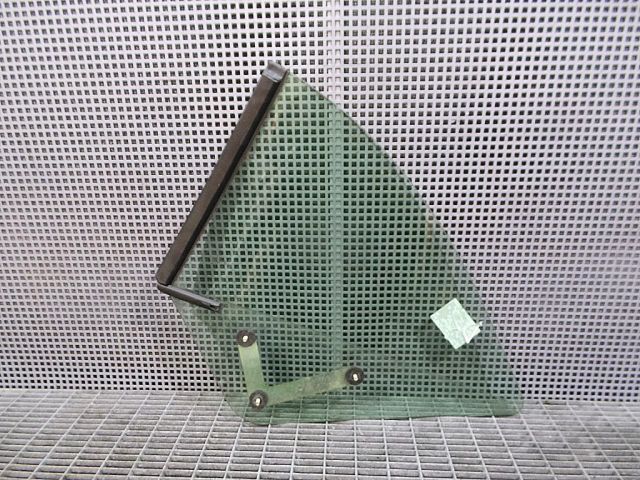 bontott AUDI A4 CABRIO Jobb hátsó Fixüveg (Ajtóban)