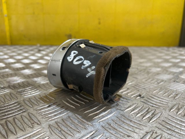 bontott AUDI A4 CABRIO Középső Szellőző